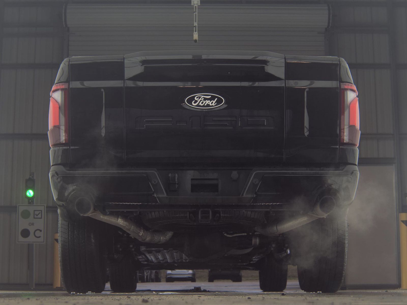 2025 Ford F-150 Hybrid Lariat AWD