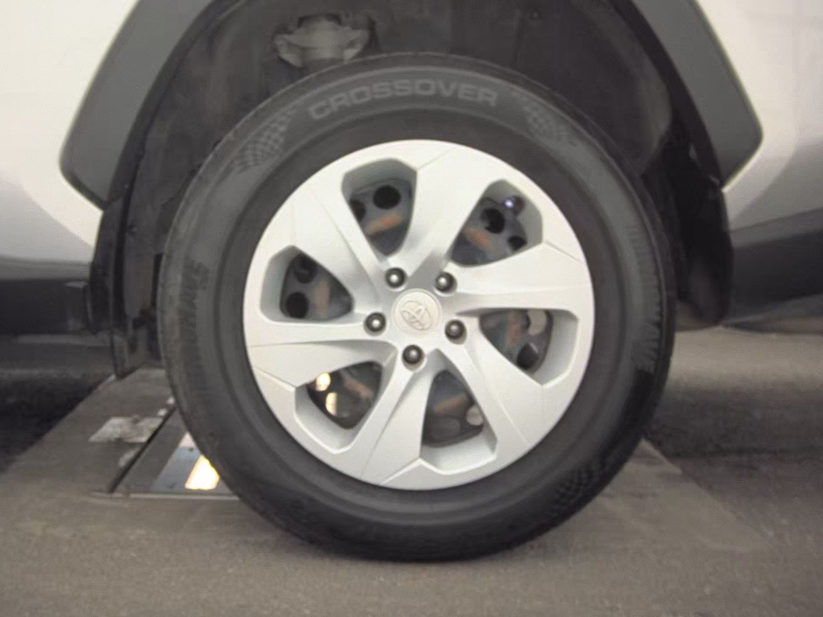 2019 Toyota RAV4 LE AWD