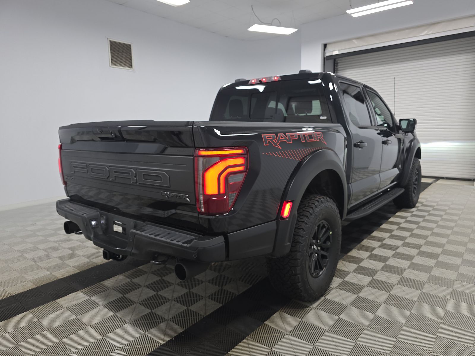 2025 Ford F-150 Raptor AWD