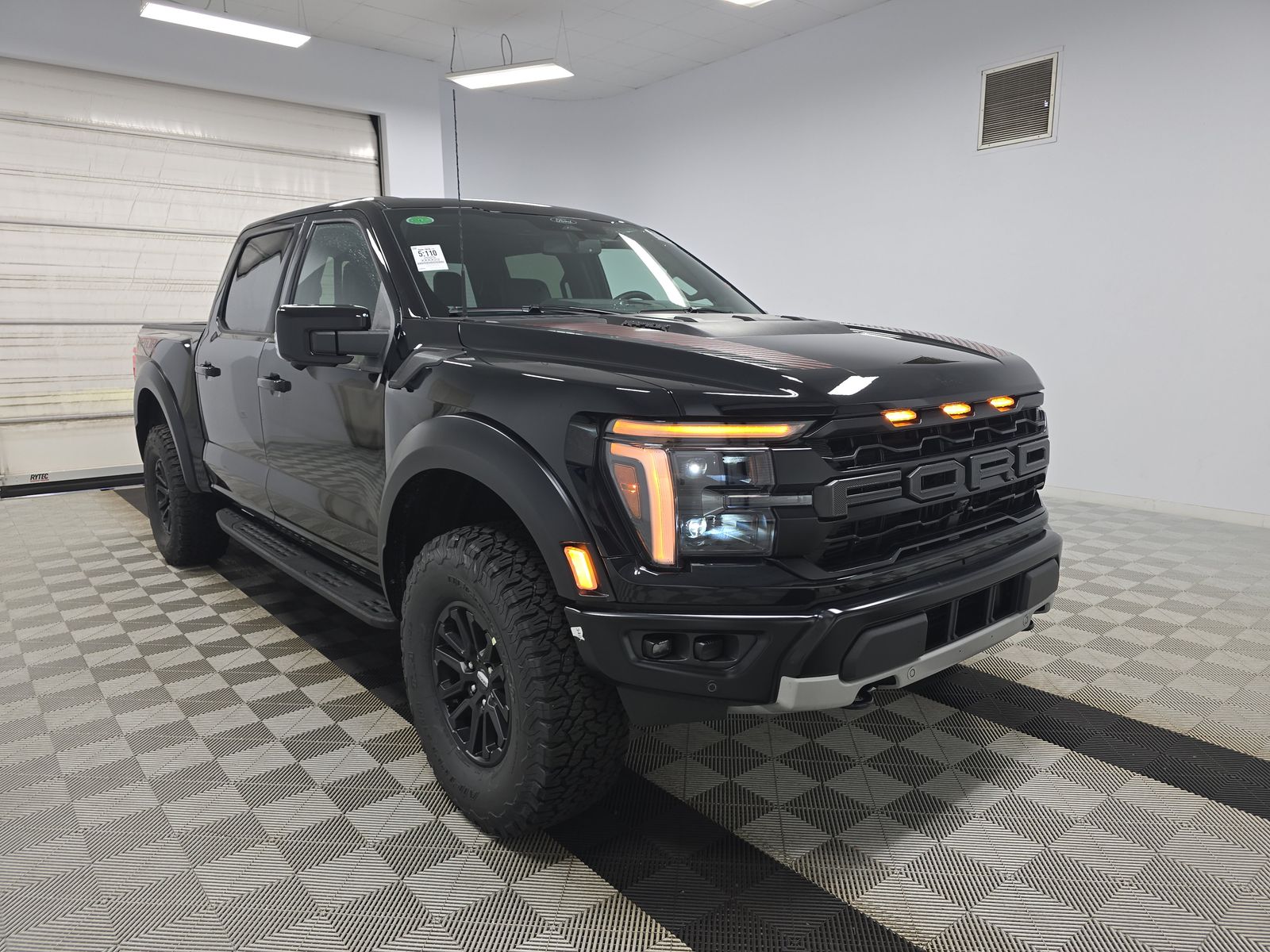2025 Ford F-150 Raptor AWD