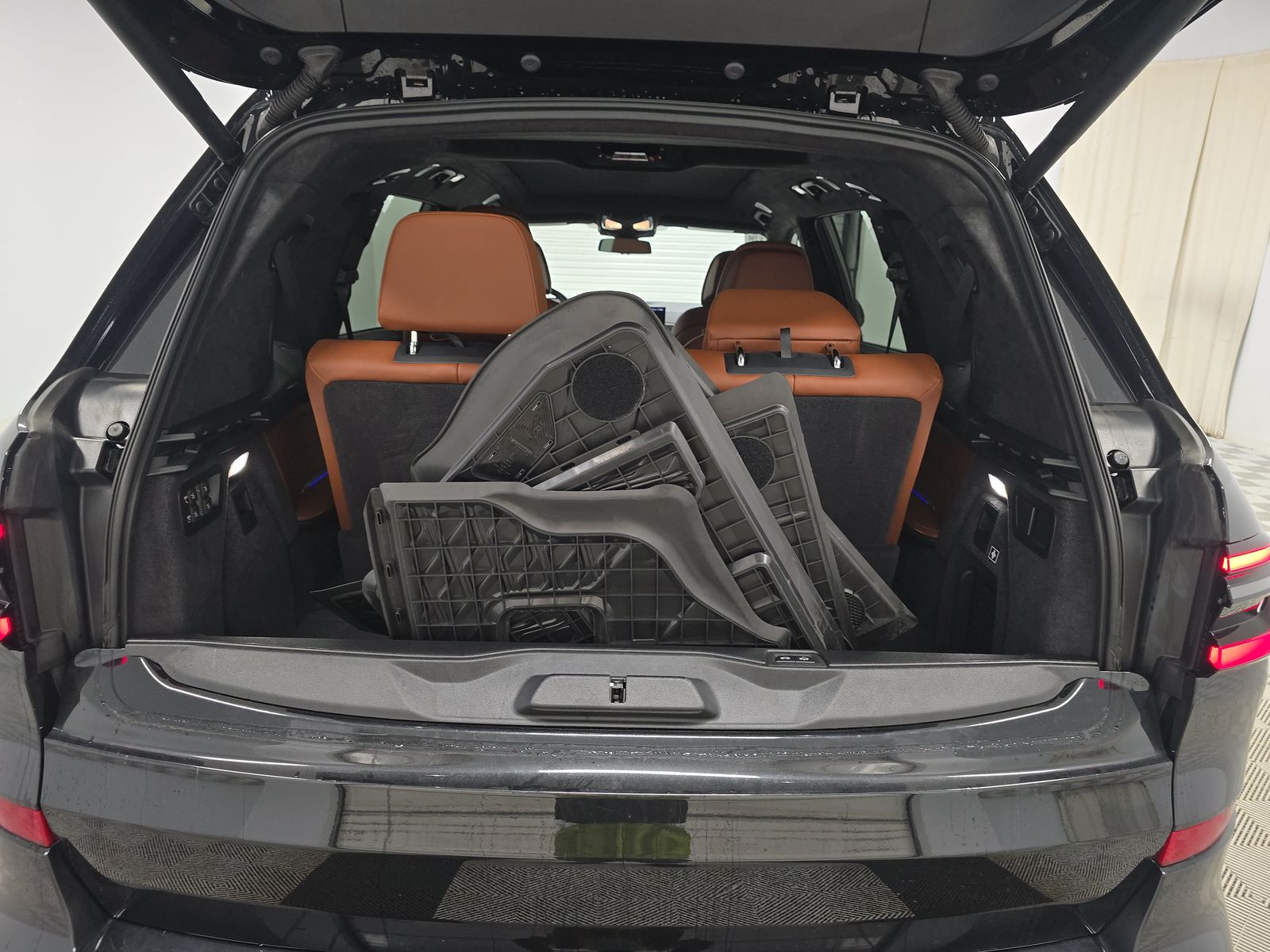 2024 BMW X7 M60i AWD