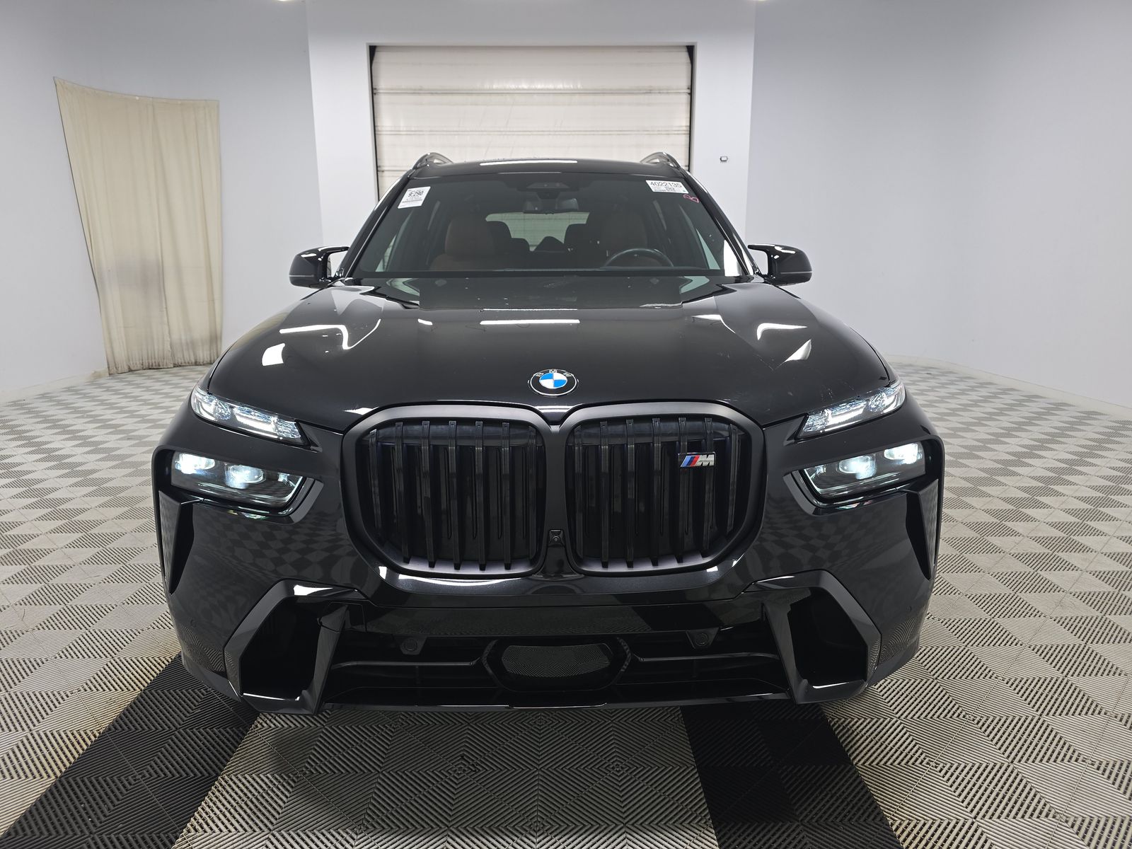 2024 BMW X7 M60i AWD