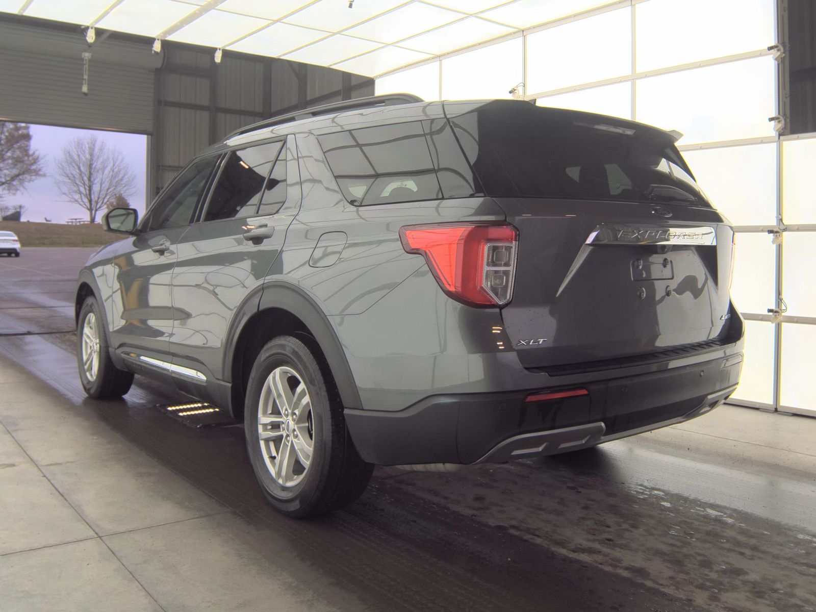 2023 Ford Explorer XLT AWD