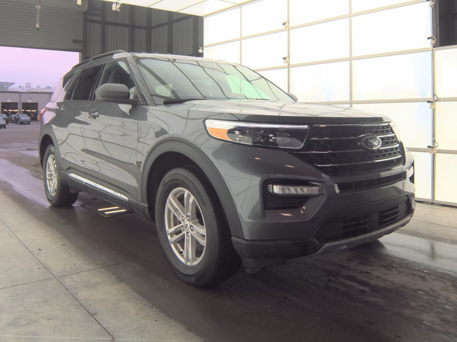 2023 Ford Explorer XLT AWD