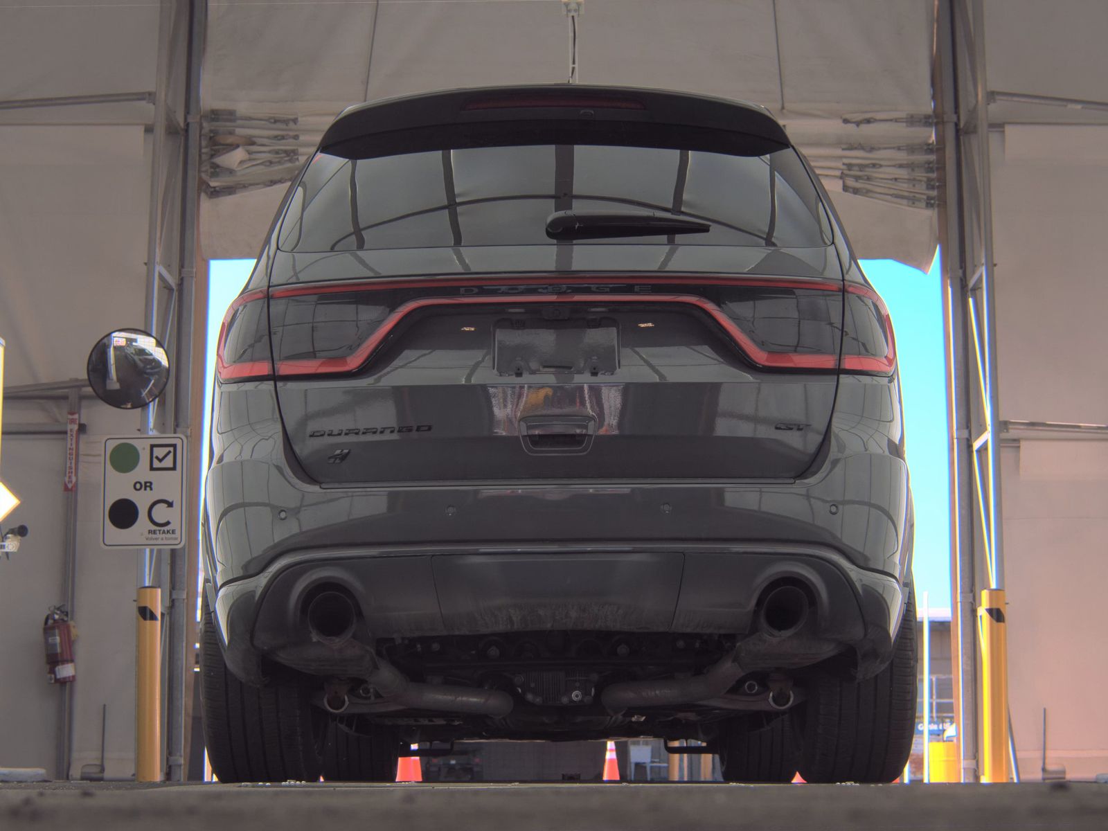 DODGE GT HEMI V8 - 8