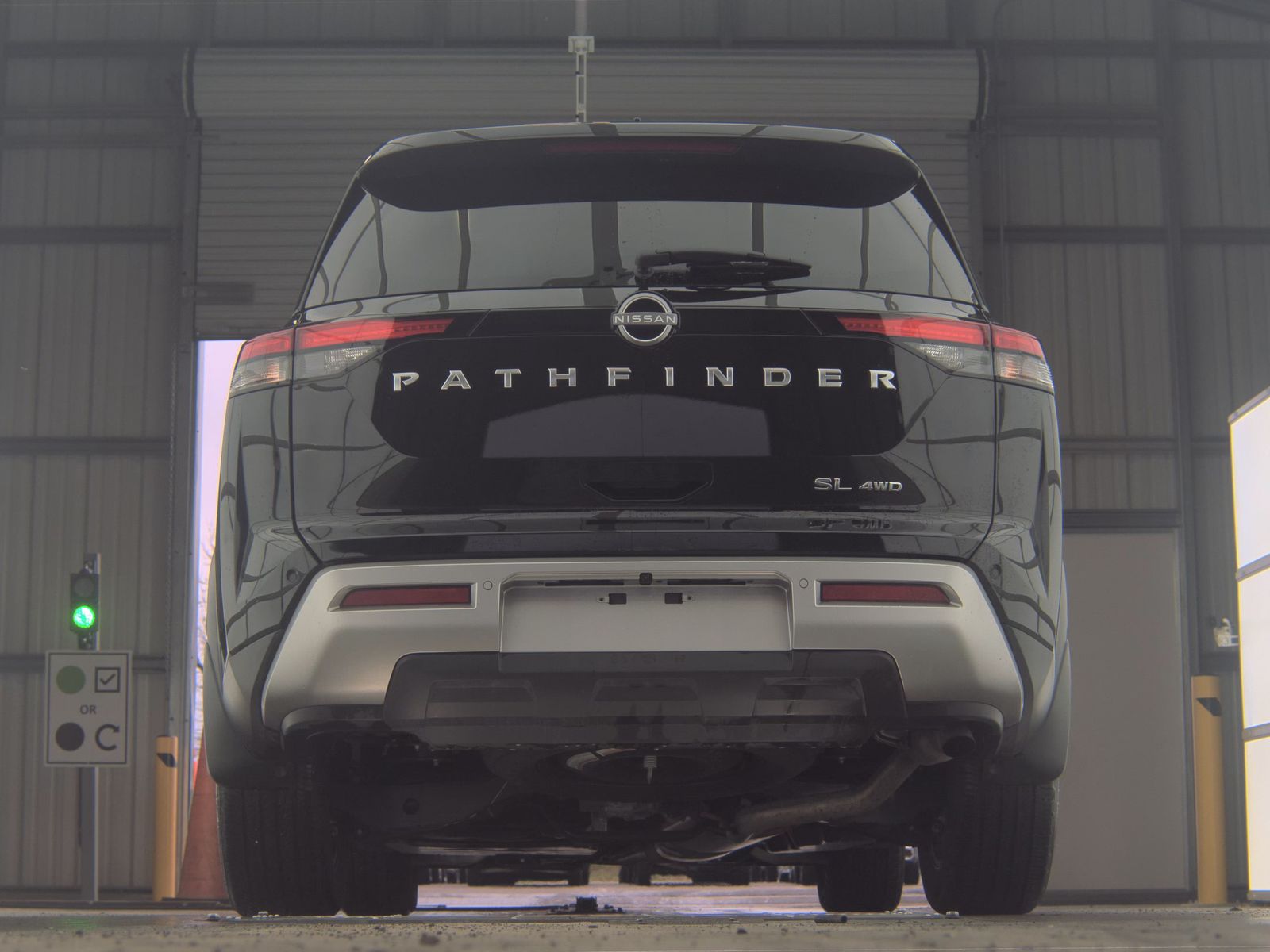 2025 Nissan Pathfinder SL AWD