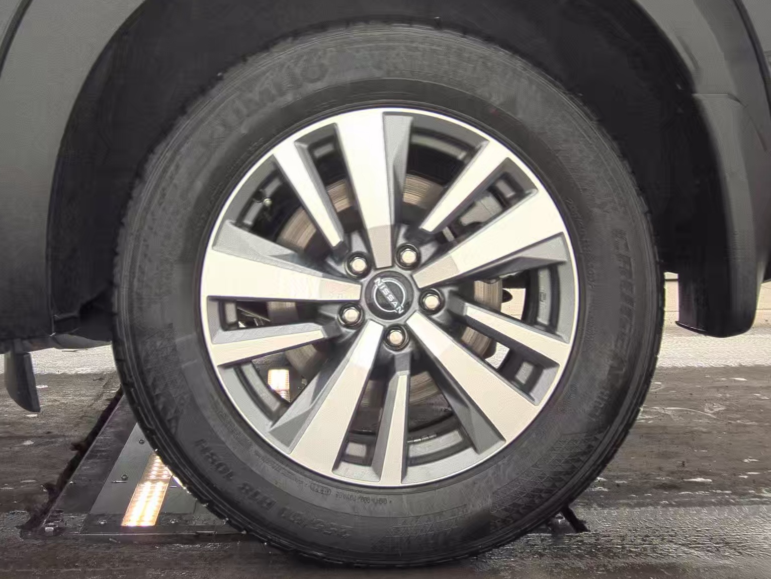 2025 Nissan Pathfinder SL AWD