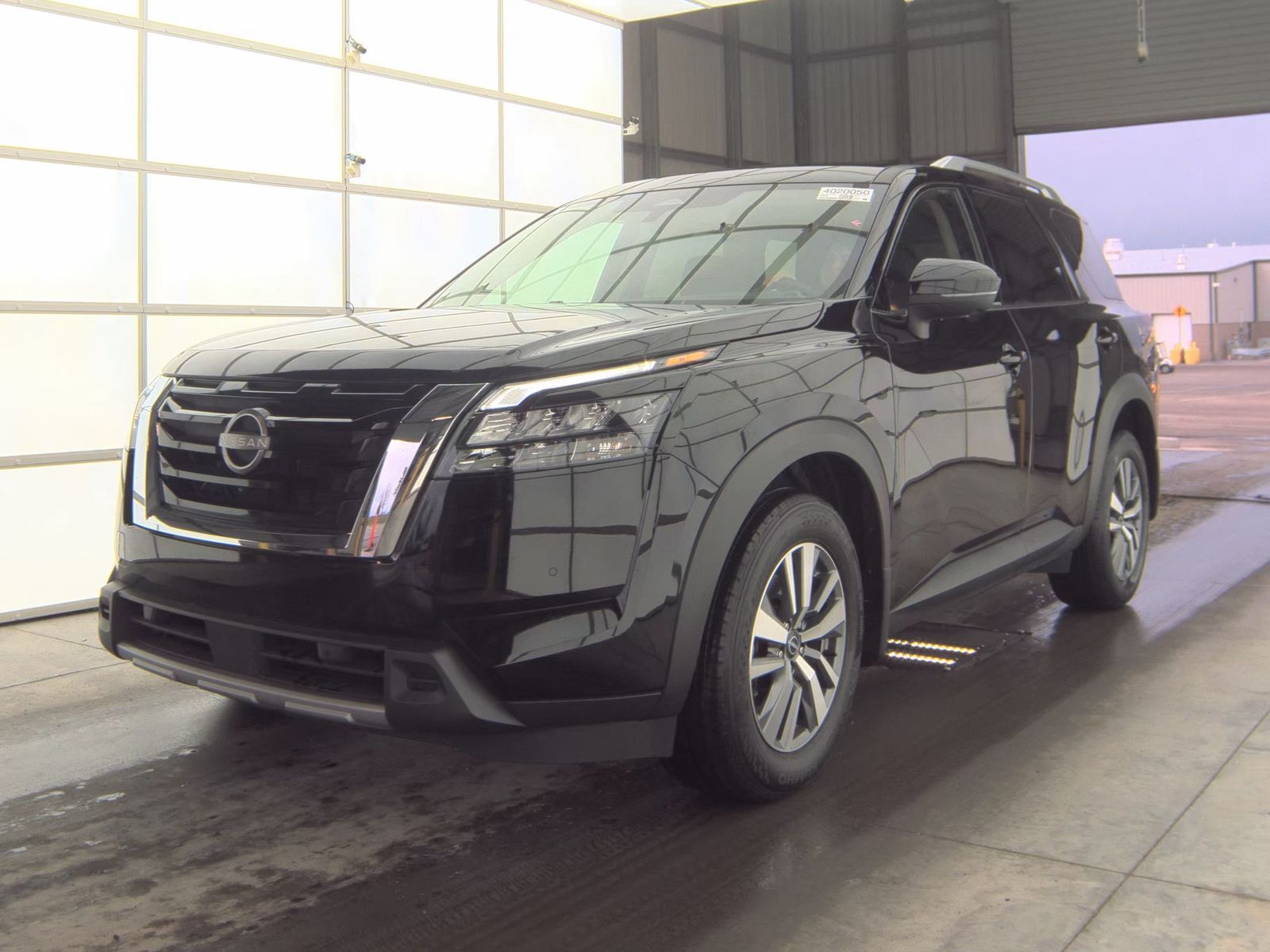 2025 Nissan Pathfinder SL AWD