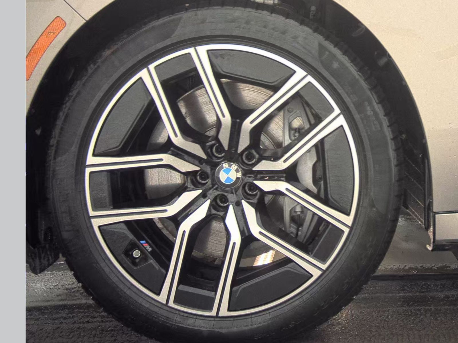 2024 BMW 7 Series 760i xDrive AWD