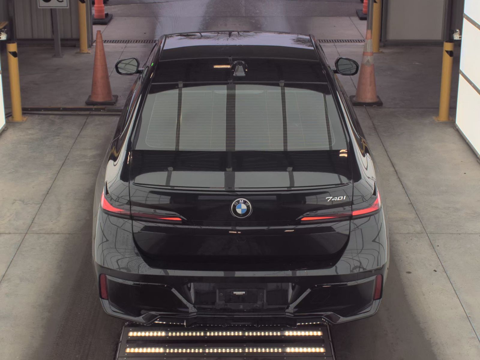 2023 BMW 7 Series 740i RWD