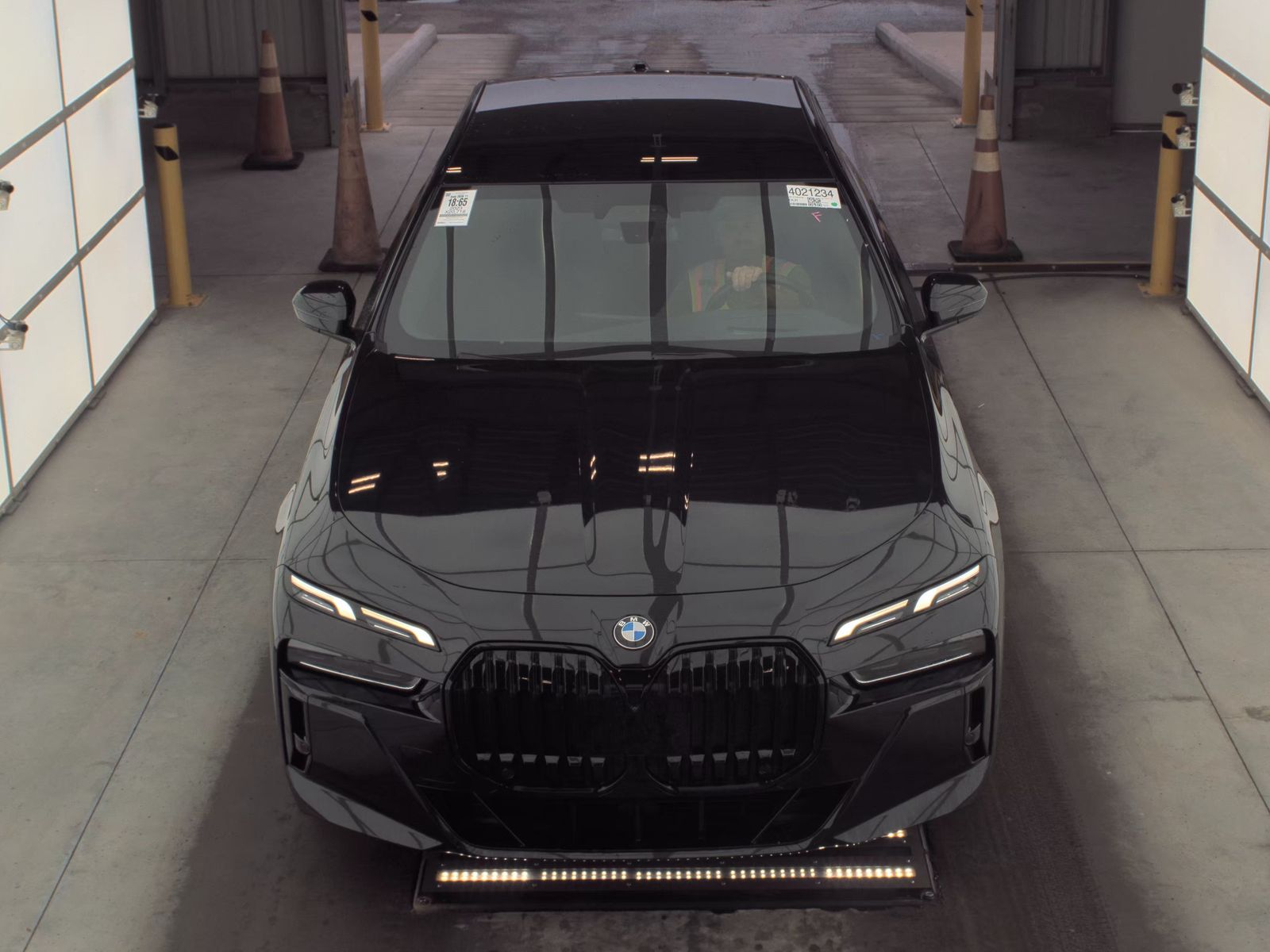 2023 BMW 7 Series 740i RWD