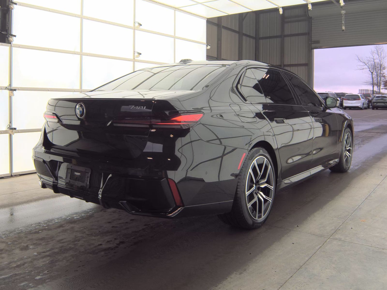 2023 BMW 7 Series 740i RWD