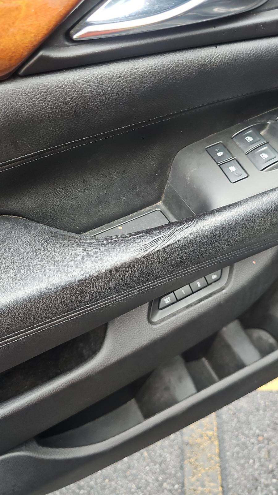 2016 Cadillac Escalade Luxury RWD