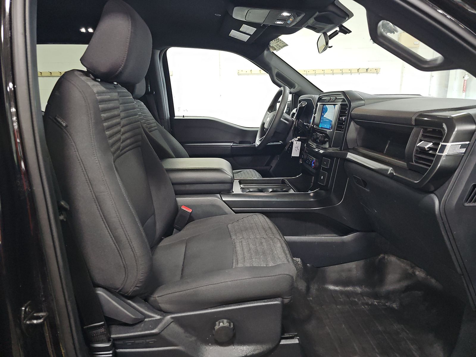 2023 Ford F-150 XL AWD