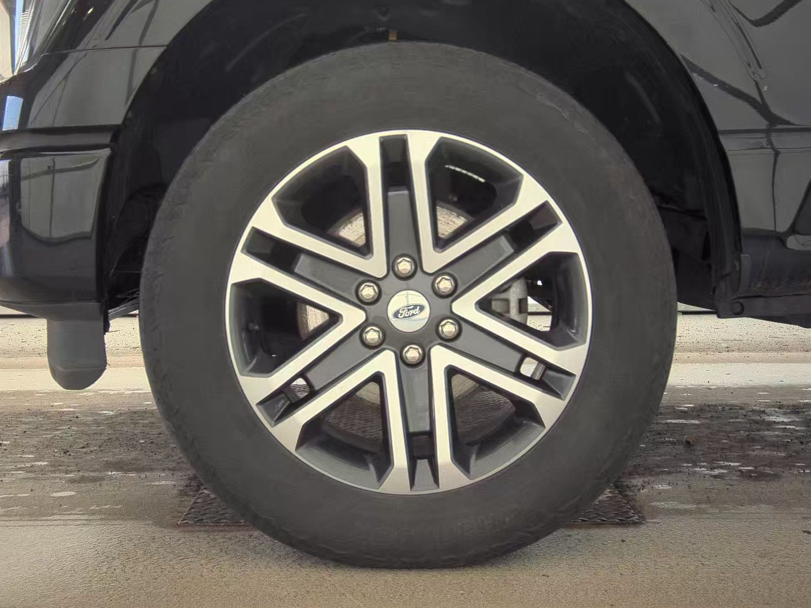 2023 Ford F-150 XL AWD