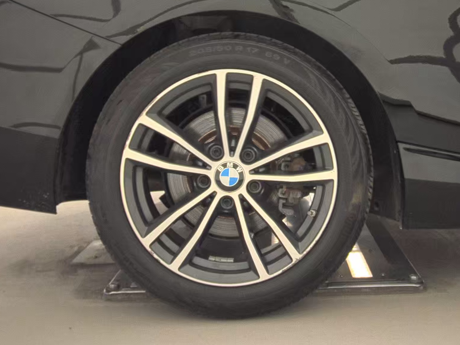 2018 BMW 2 Series 230i xDrive AWD