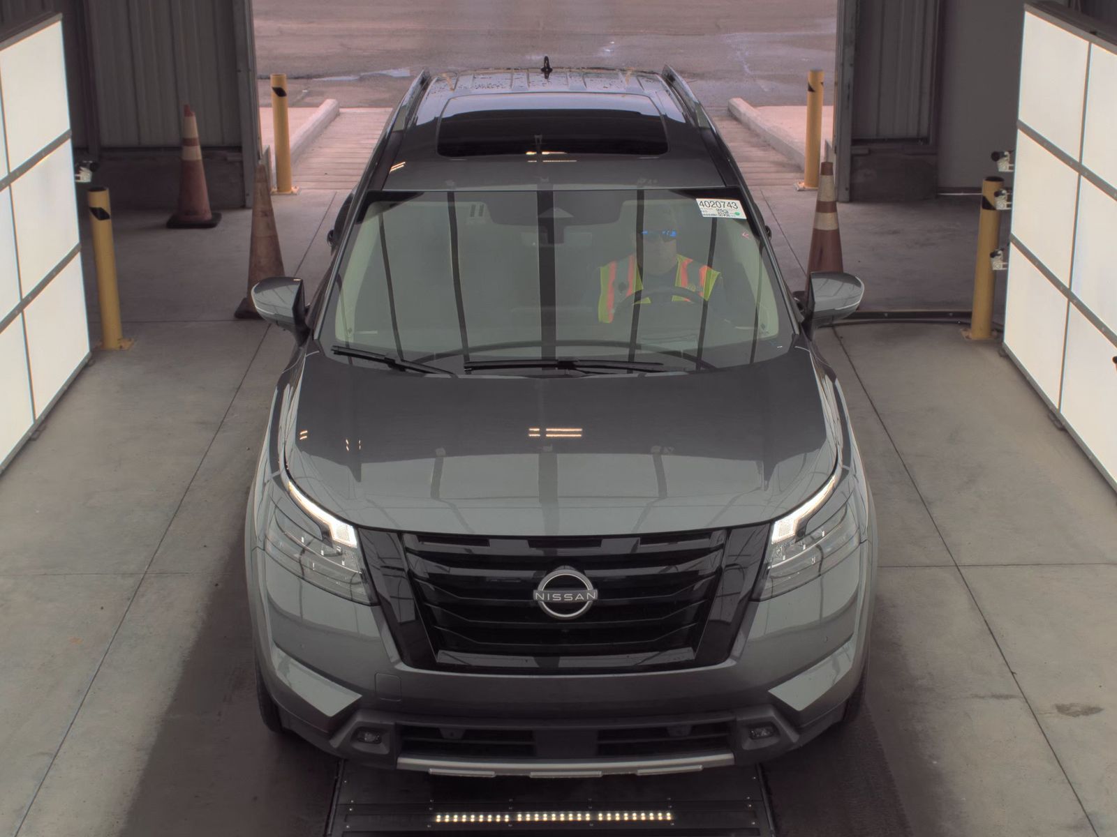 2025 Nissan Pathfinder Platinum AWD