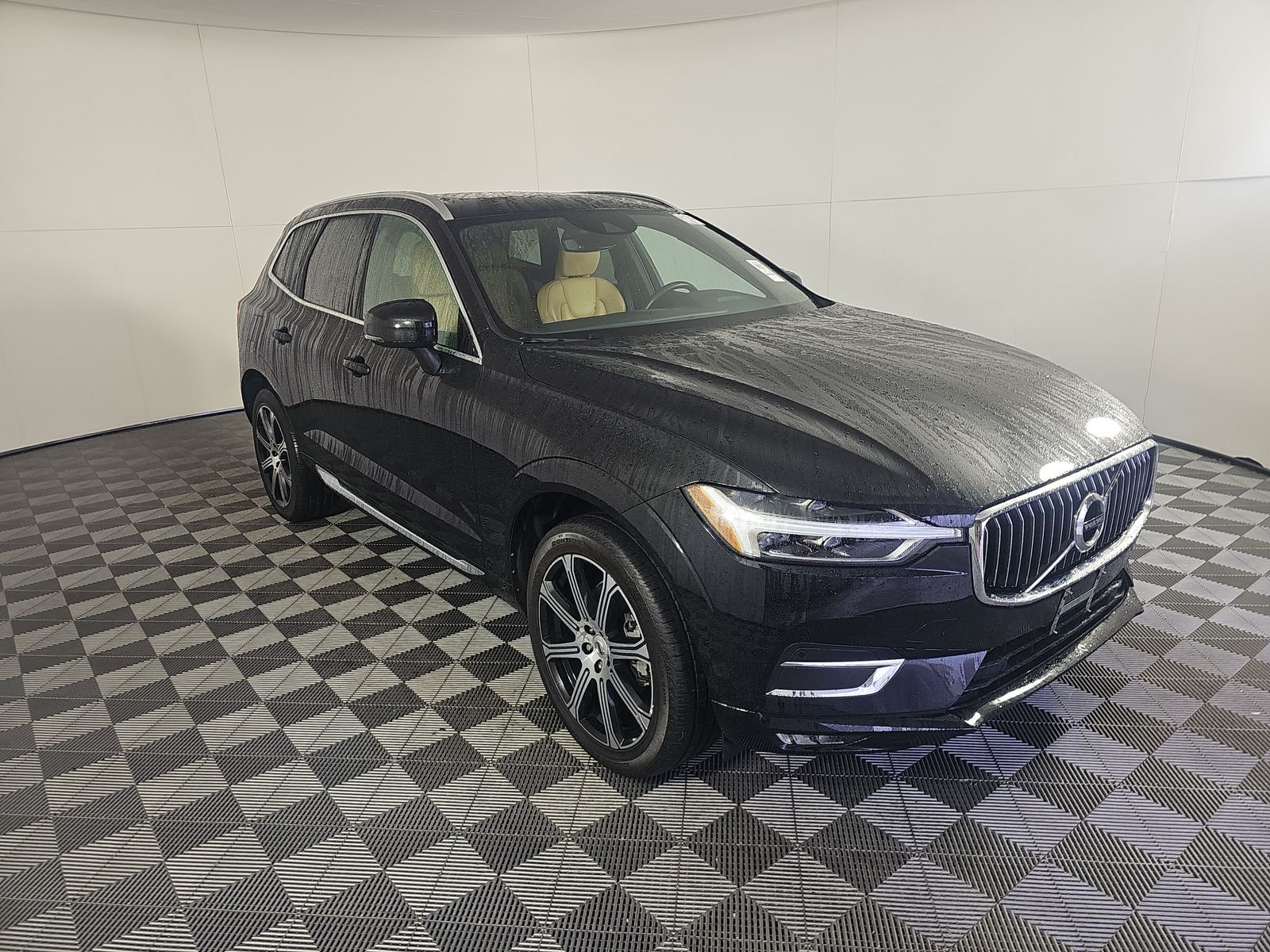 2021 Volvo XC60 T5 Inscription AWD