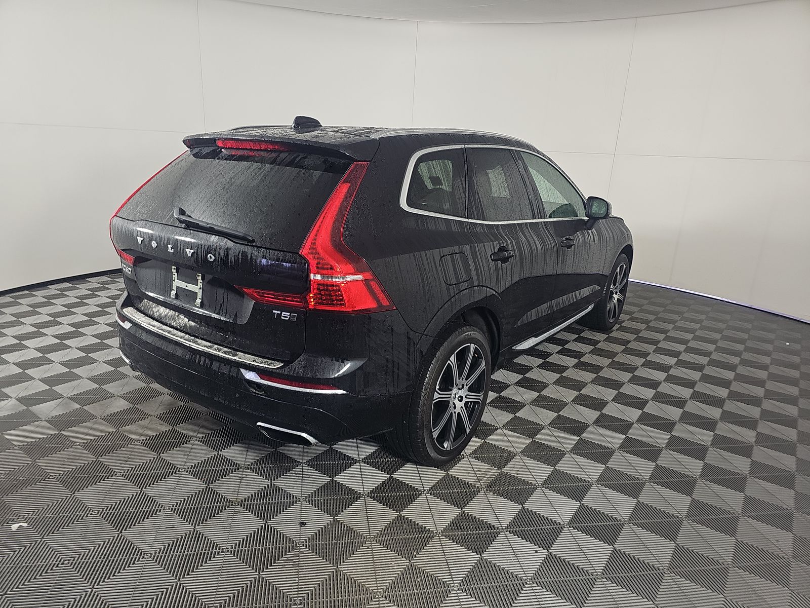 2021 Volvo XC60 T5 Inscription AWD