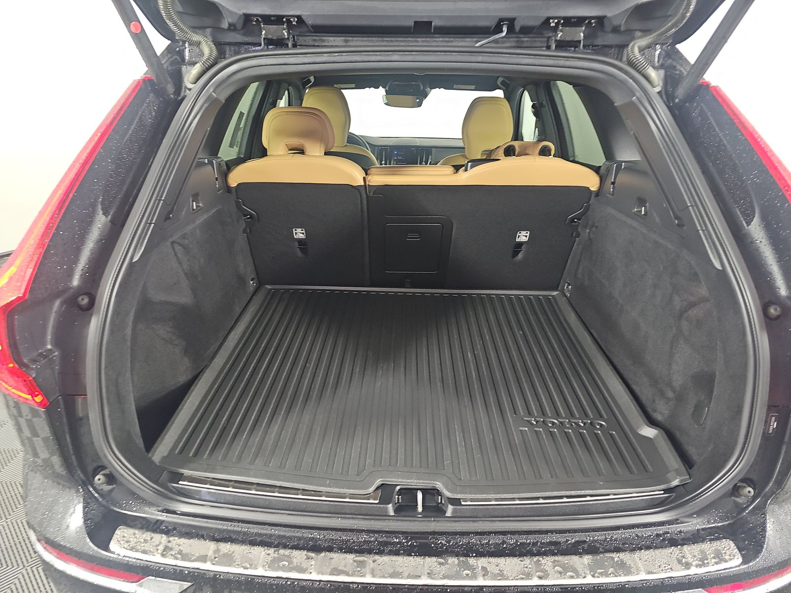 2021 Volvo XC60 T5 Inscription AWD