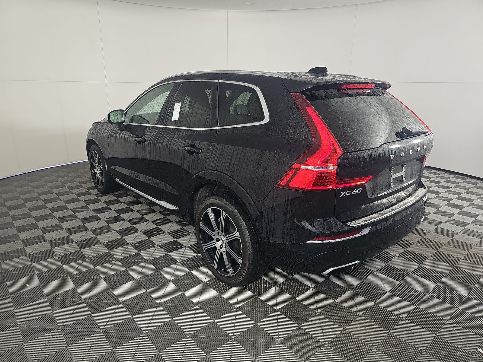 2021 Volvo XC60 T5 Inscription AWD