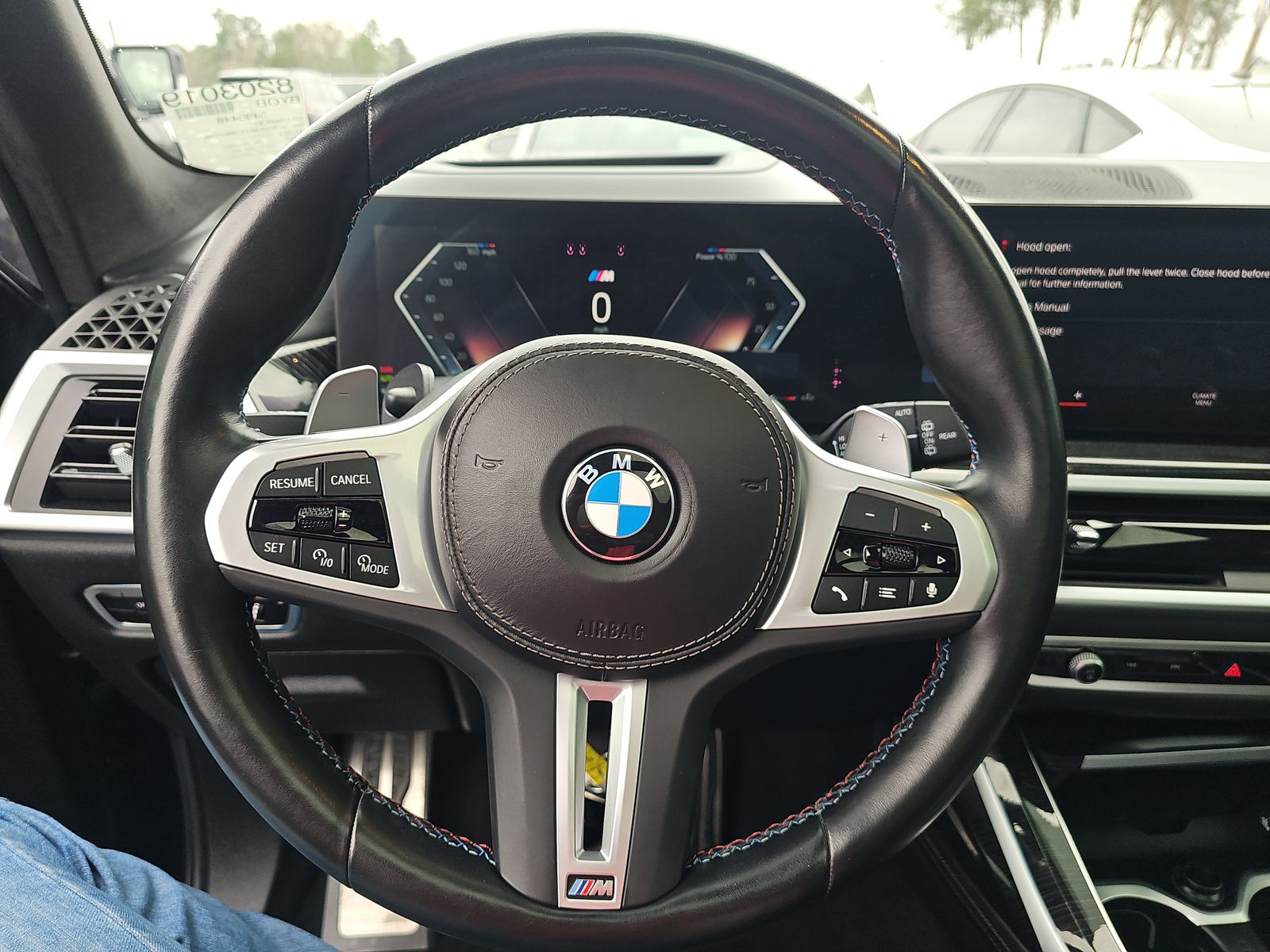 2023 BMW X7 M60i AWD