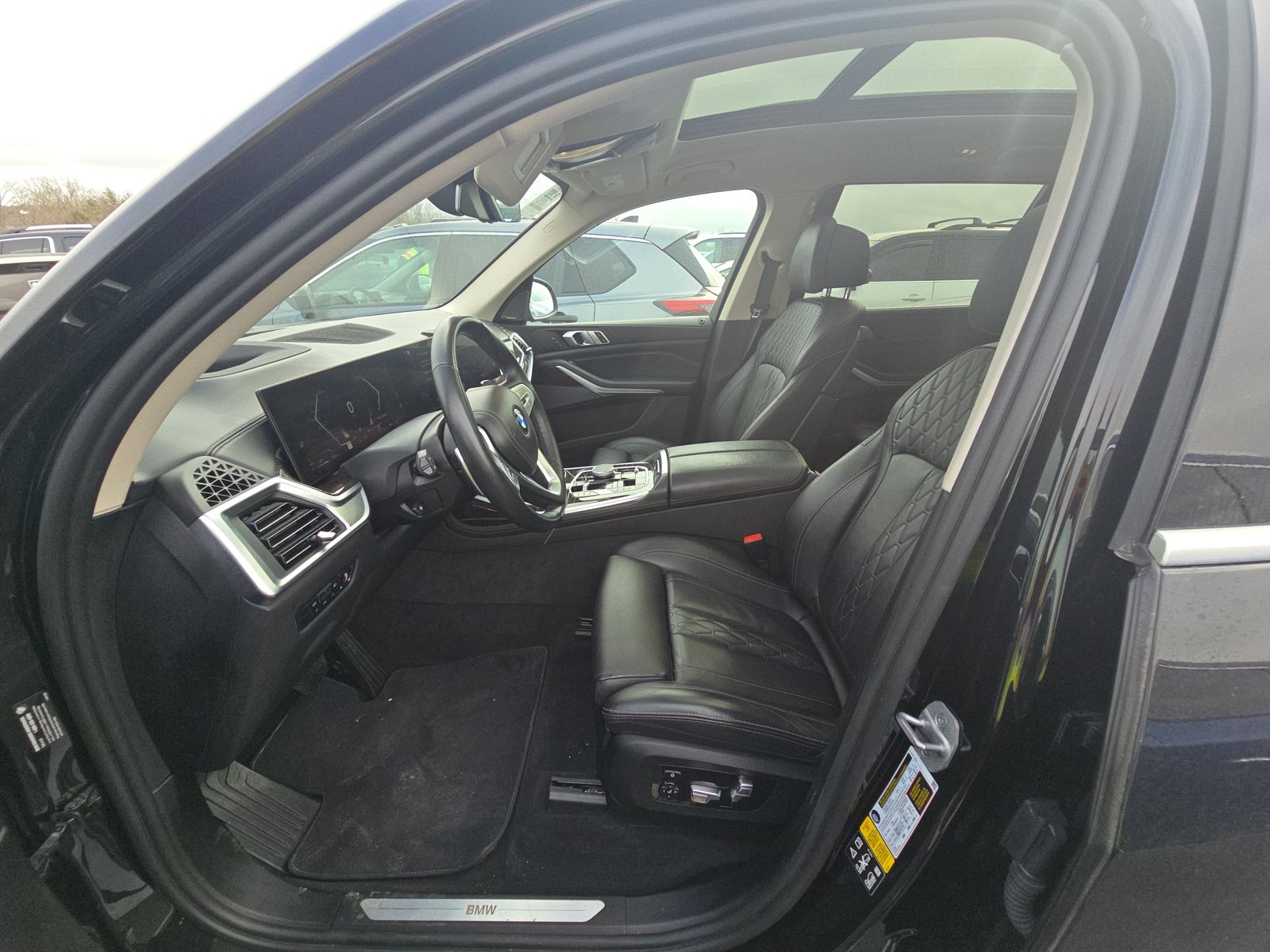 2023 BMW X7 xDrive40i AWD