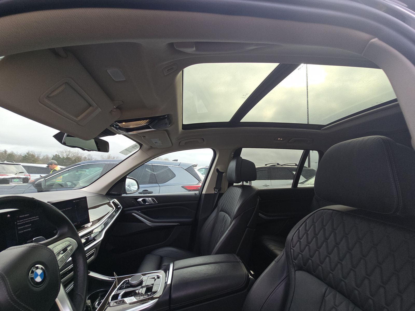 2023 BMW X7 xDrive40i AWD