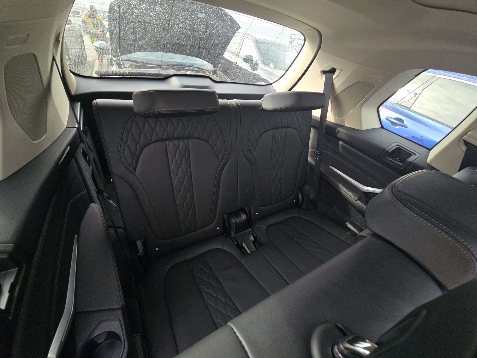 2023 BMW X7 xDrive40i AWD