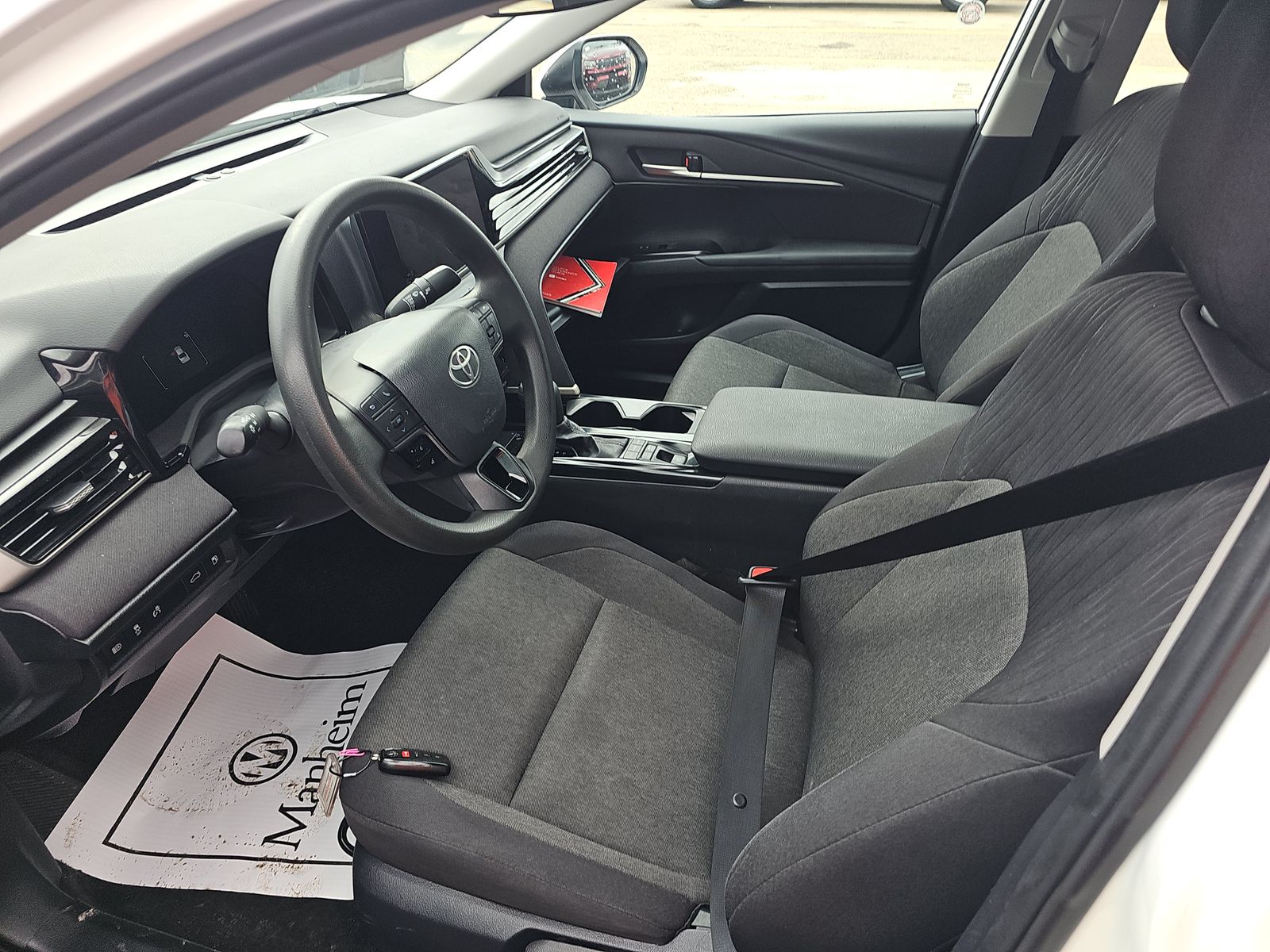 2025 Toyota Camry LE FWD