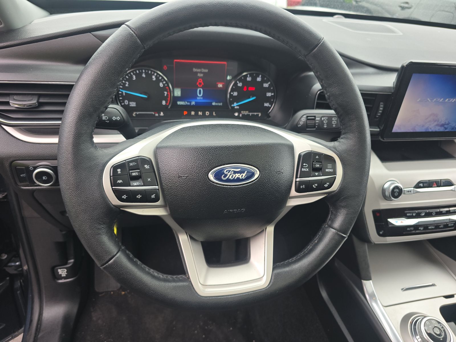 2024 Ford Explorer XLT AWD