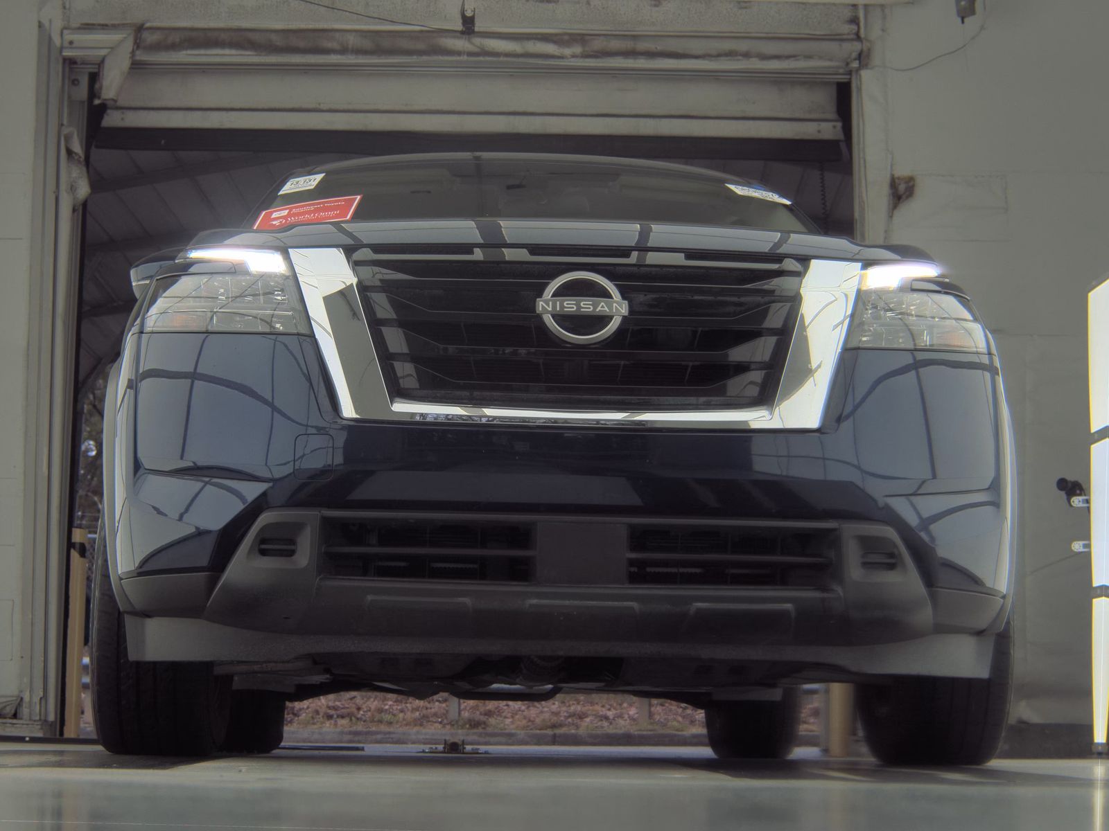 2025 Nissan Pathfinder SV AWD