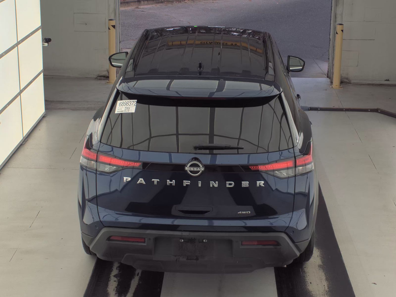 2025 Nissan Pathfinder SV AWD