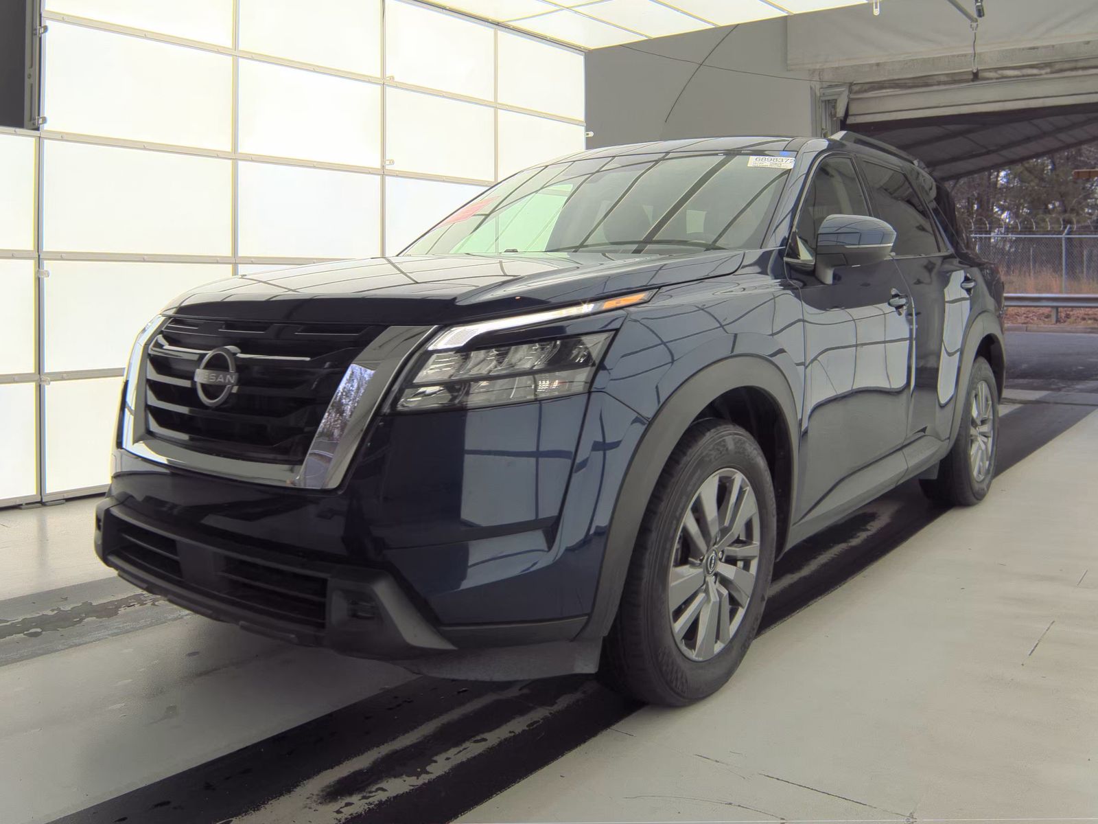 2025 Nissan Pathfinder SV AWD