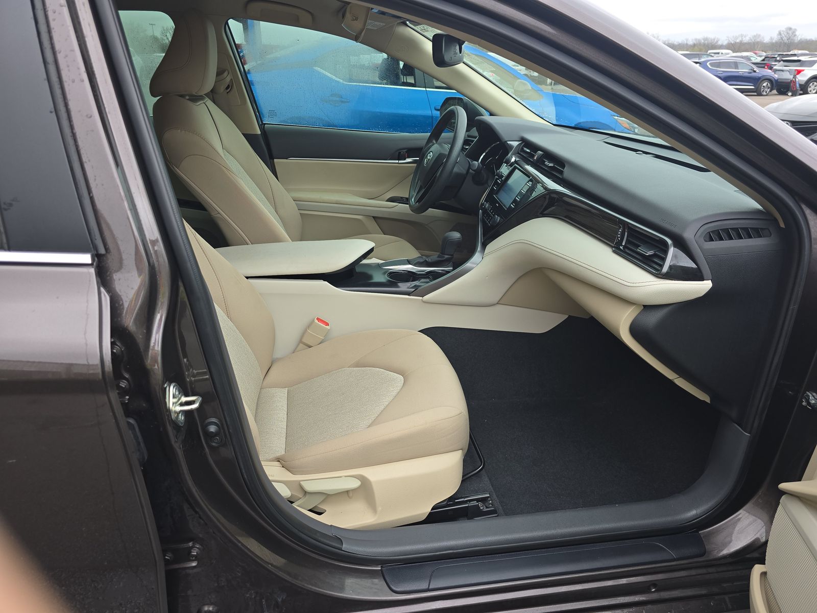 2020 Toyota Camry LE FWD