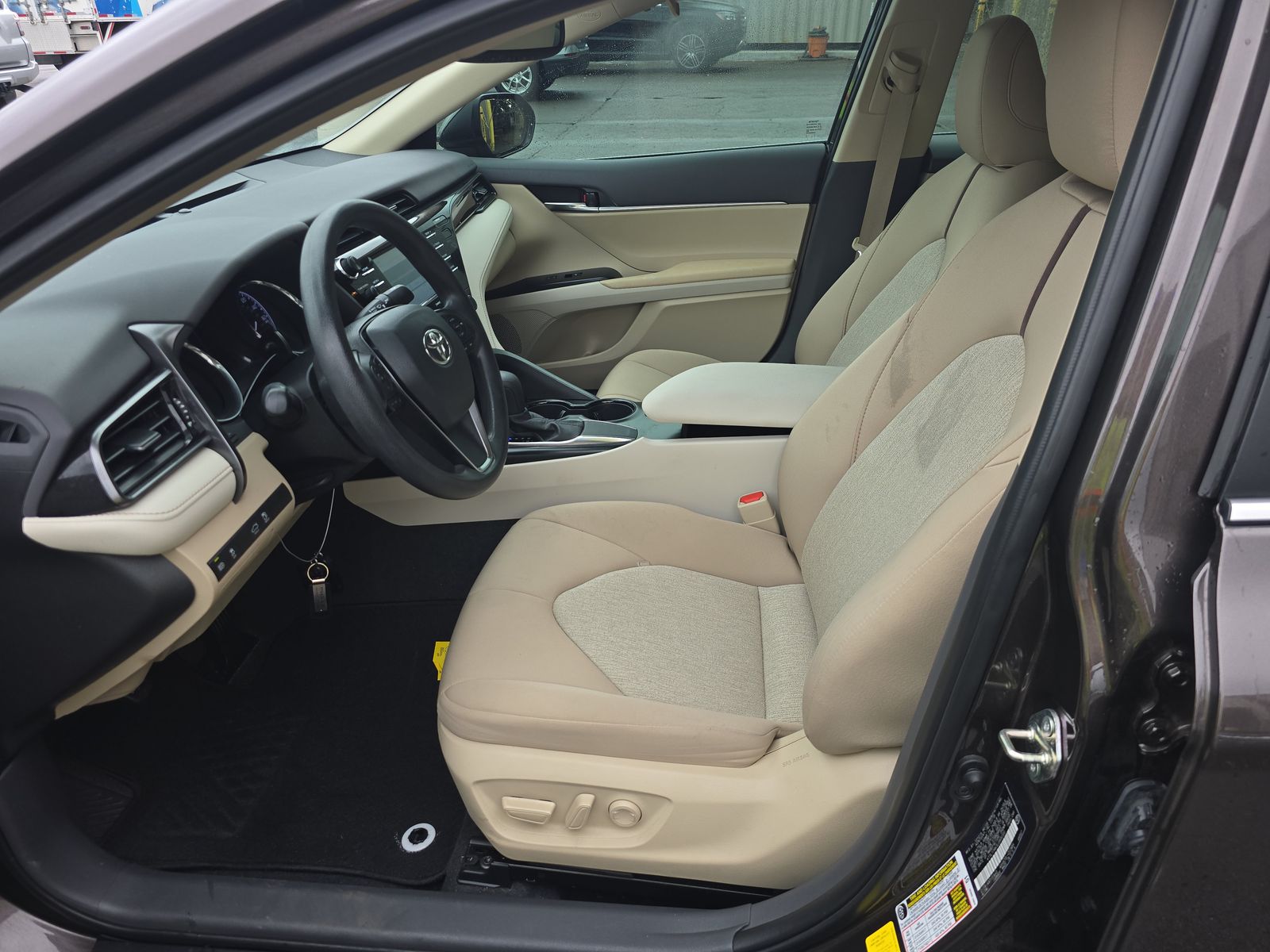 2020 Toyota Camry LE FWD