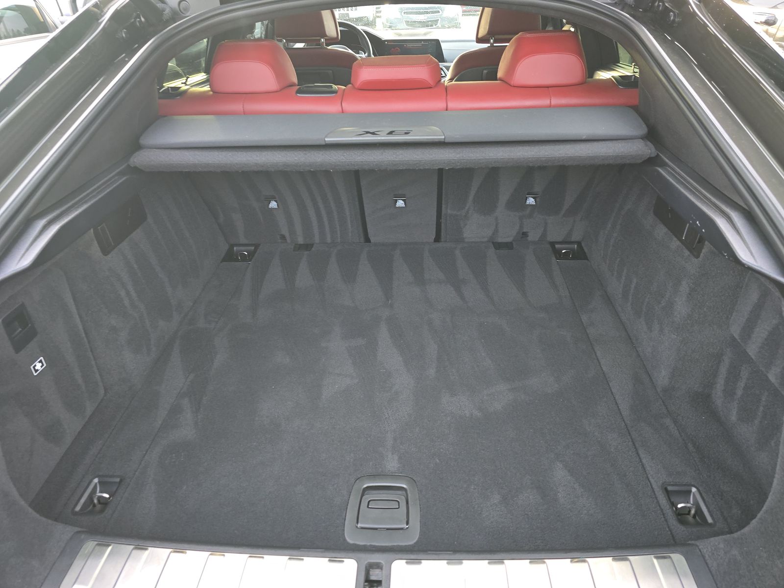 2022 BMW X6 M50i AWD