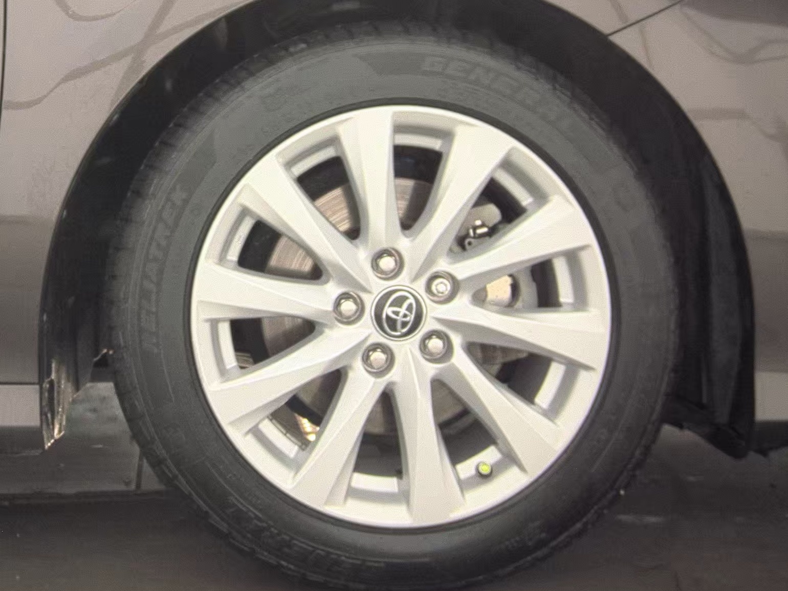 2020 Toyota Camry LE FWD