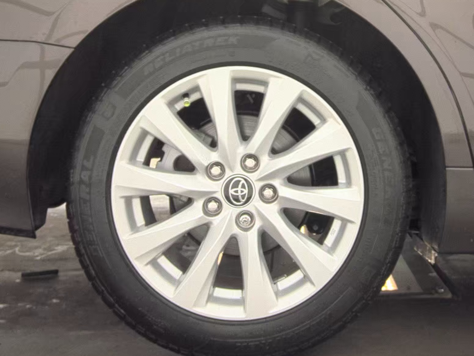 2020 Toyota Camry LE FWD