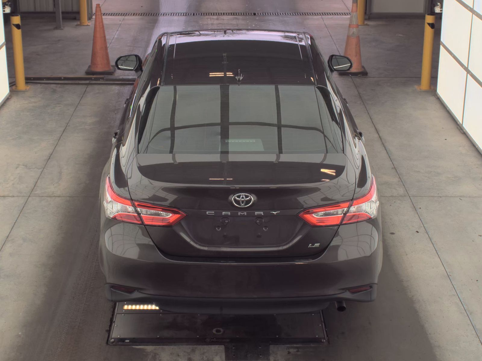 2020 Toyota Camry LE FWD