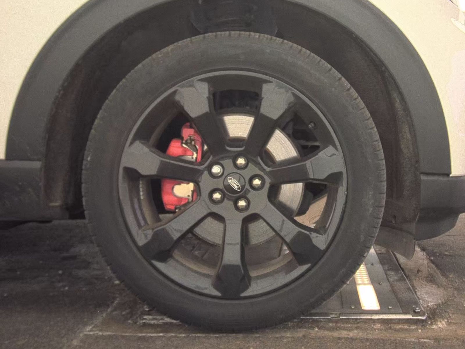 2023 Ford Explorer ST AWD