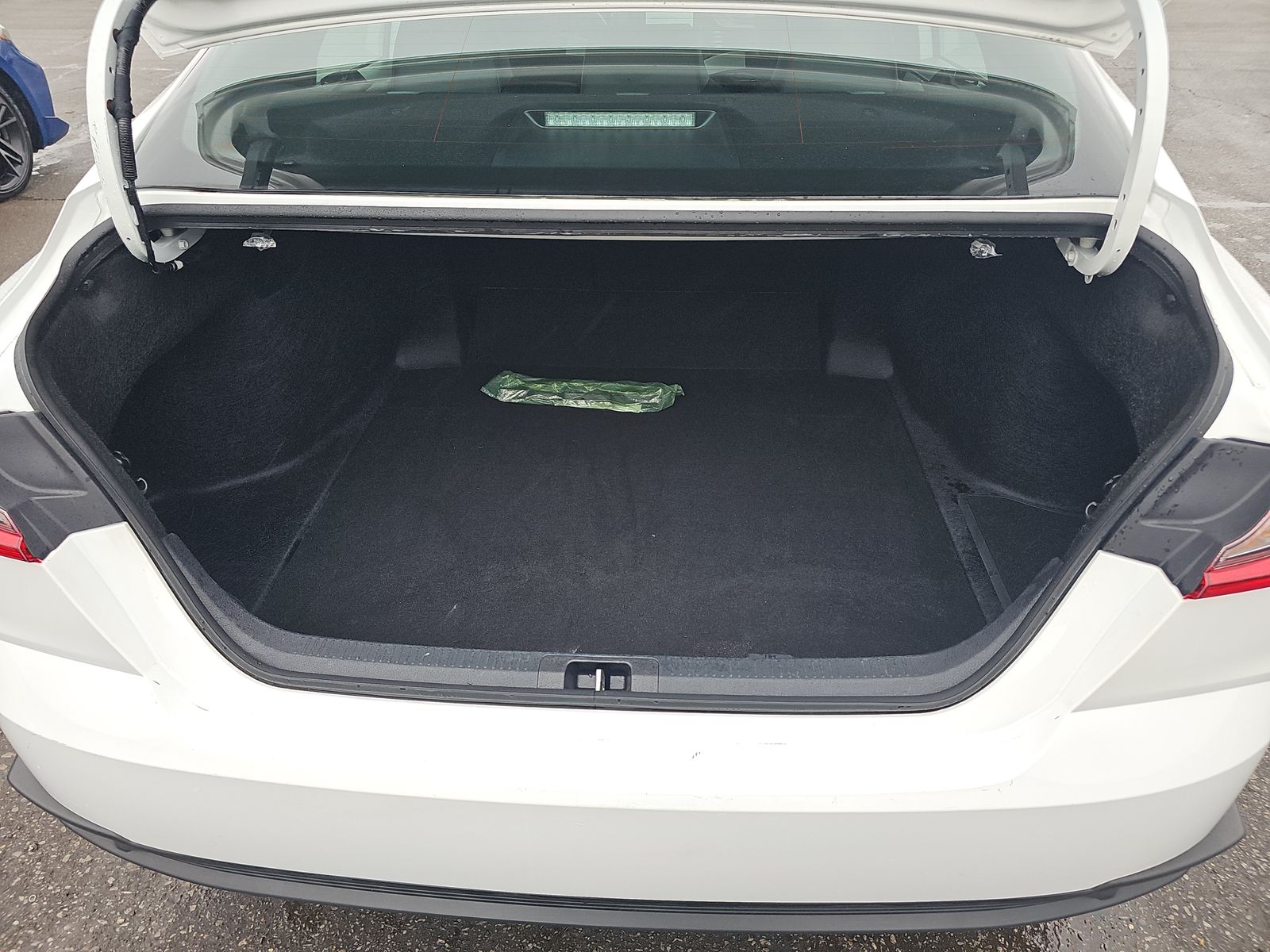 2025 Toyota Camry SE FWD