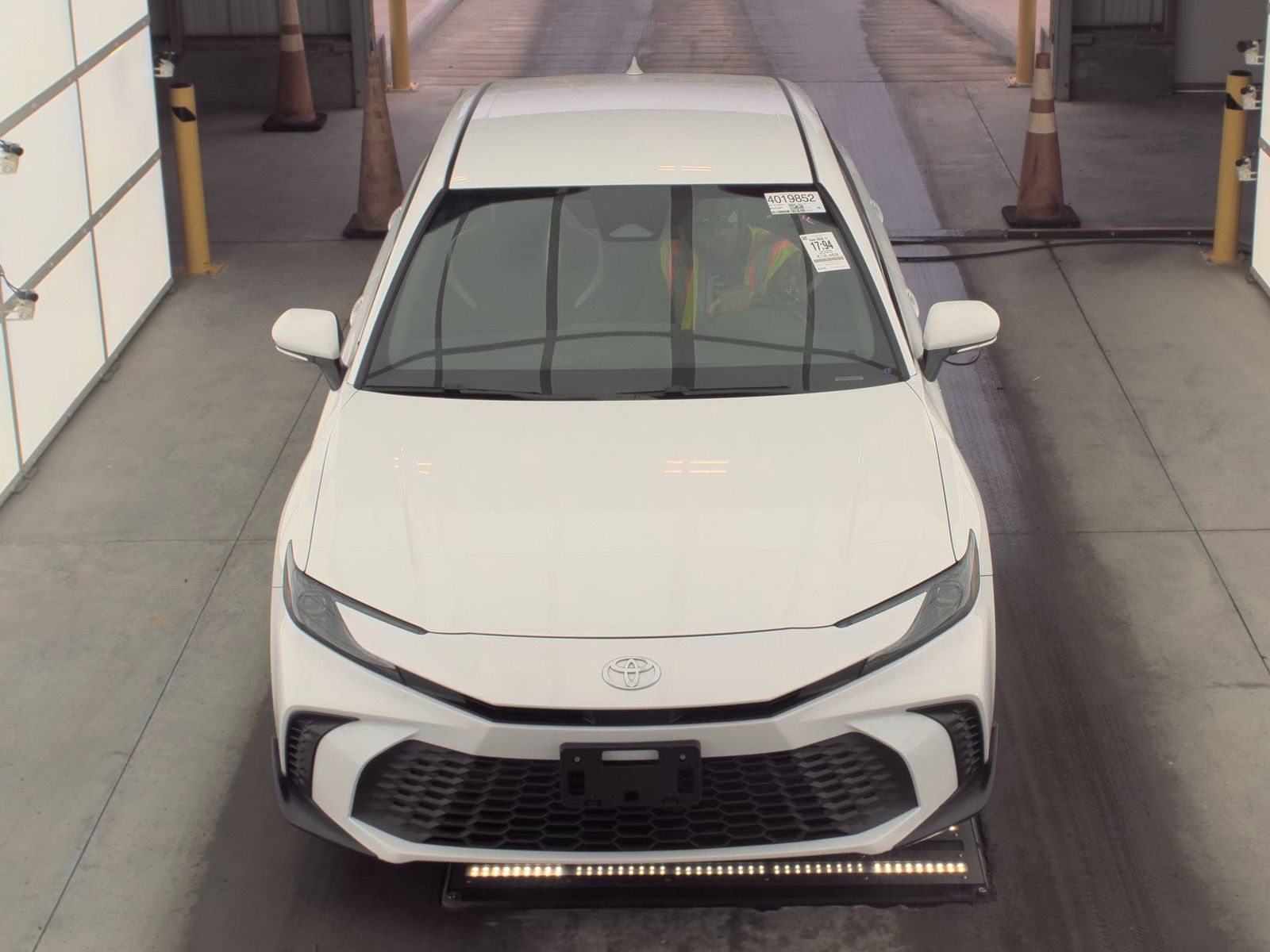 2025 Toyota Camry SE FWD