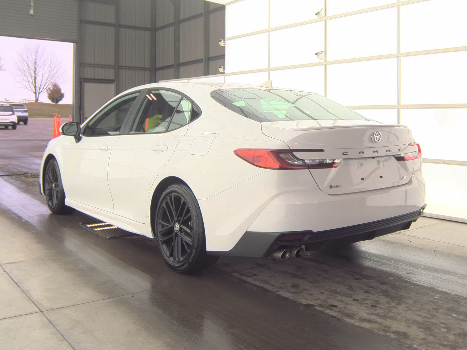 2025 Toyota Camry SE FWD