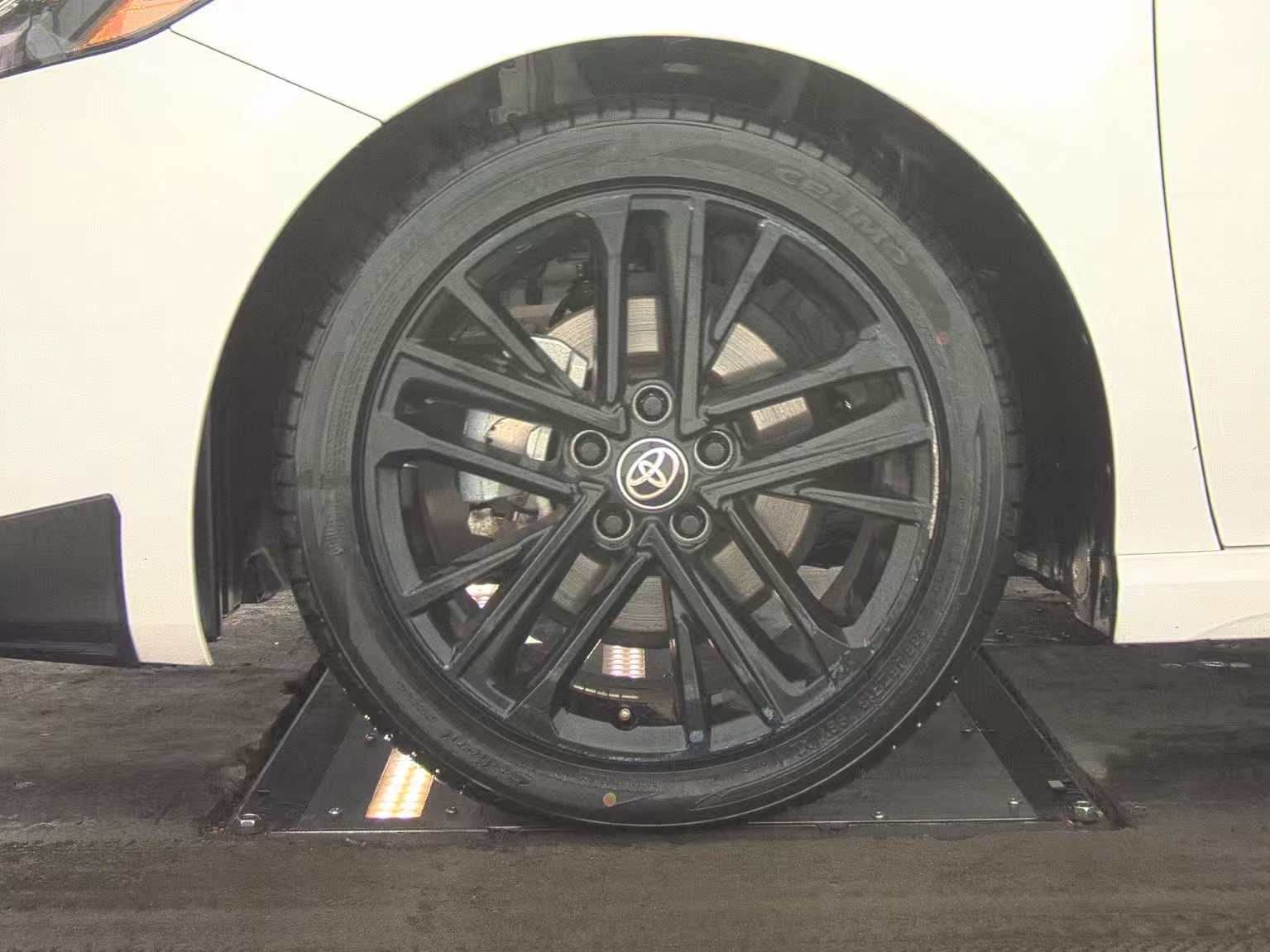 2025 Toyota Camry SE FWD