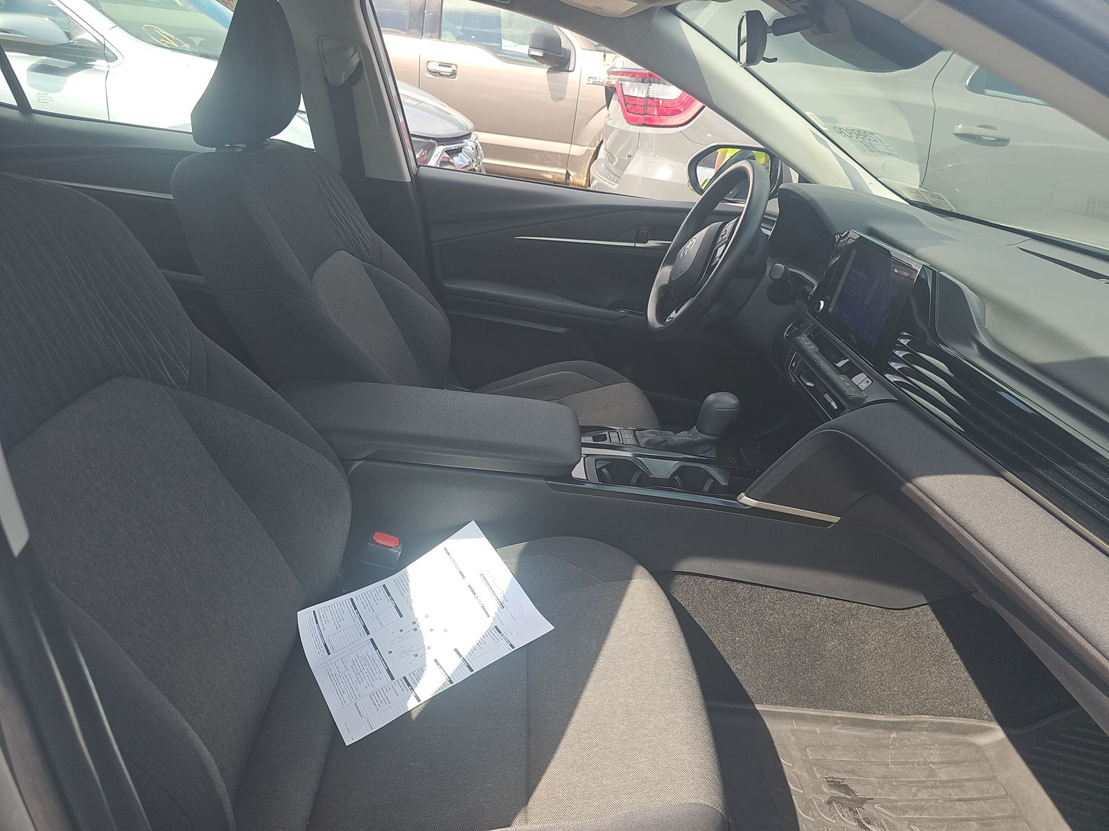 2025 Toyota Camry LE FWD