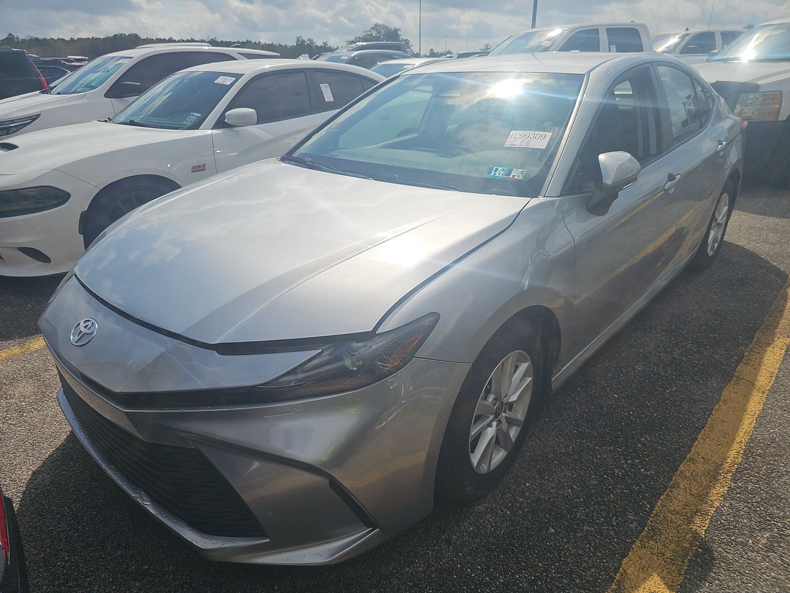 2025 Toyota Camry LE FWD