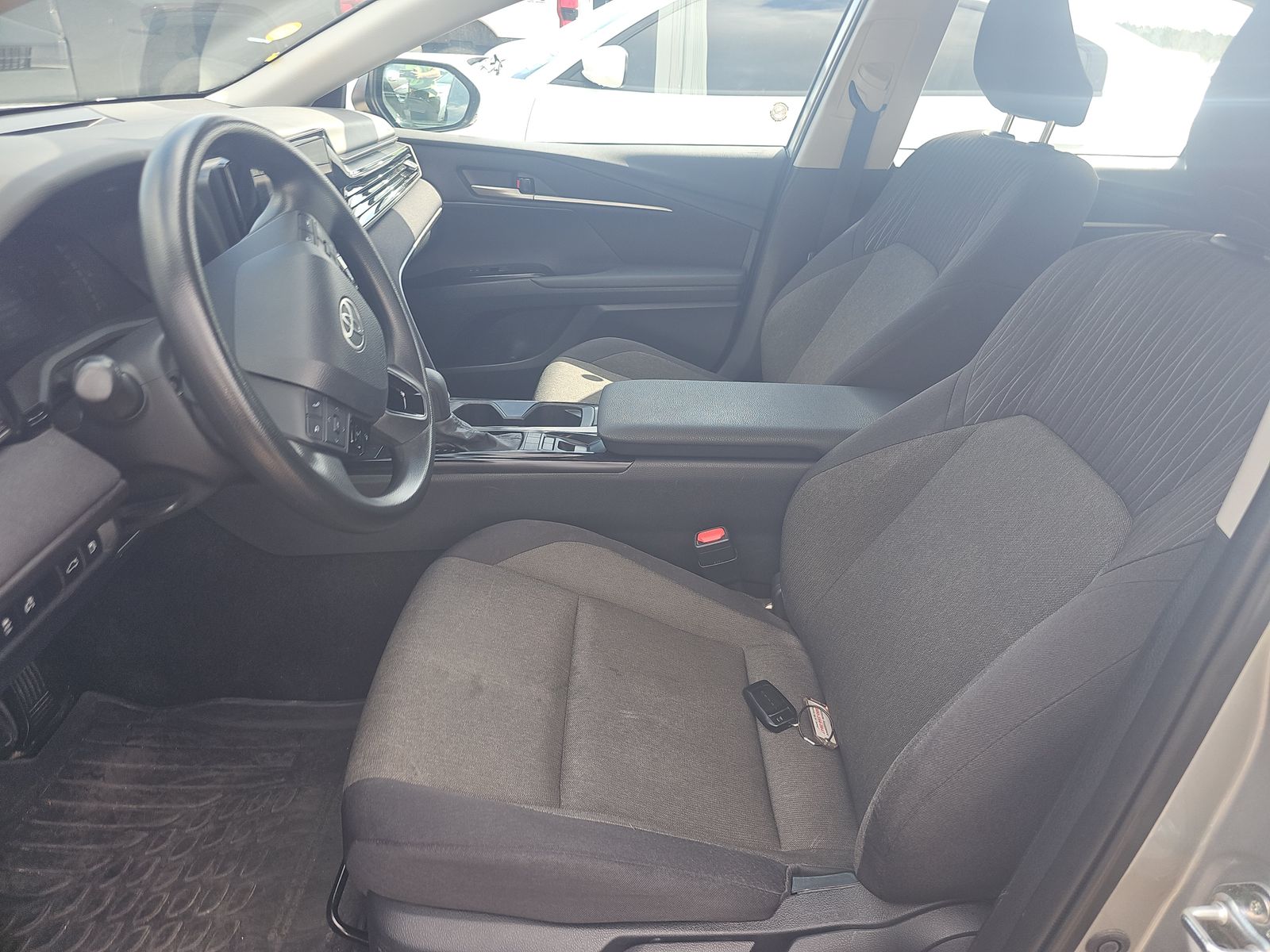 2025 Toyota Camry LE FWD