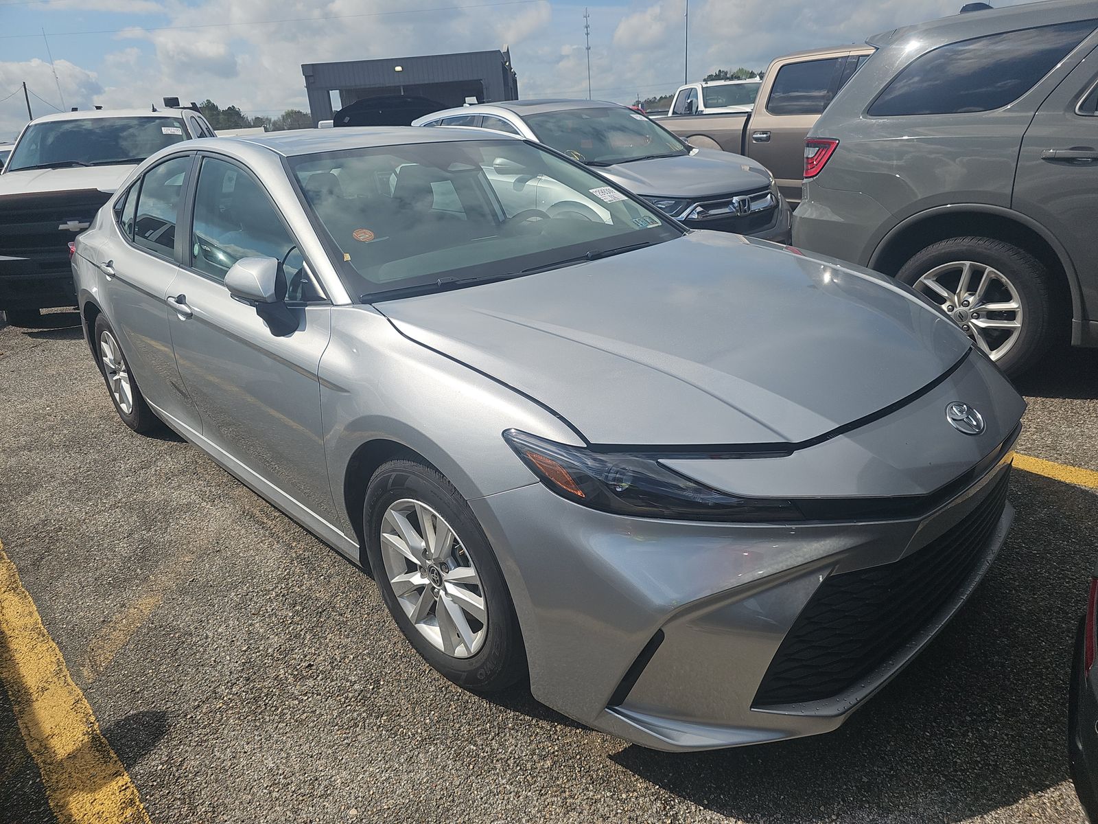 2025 Toyota Camry LE FWD