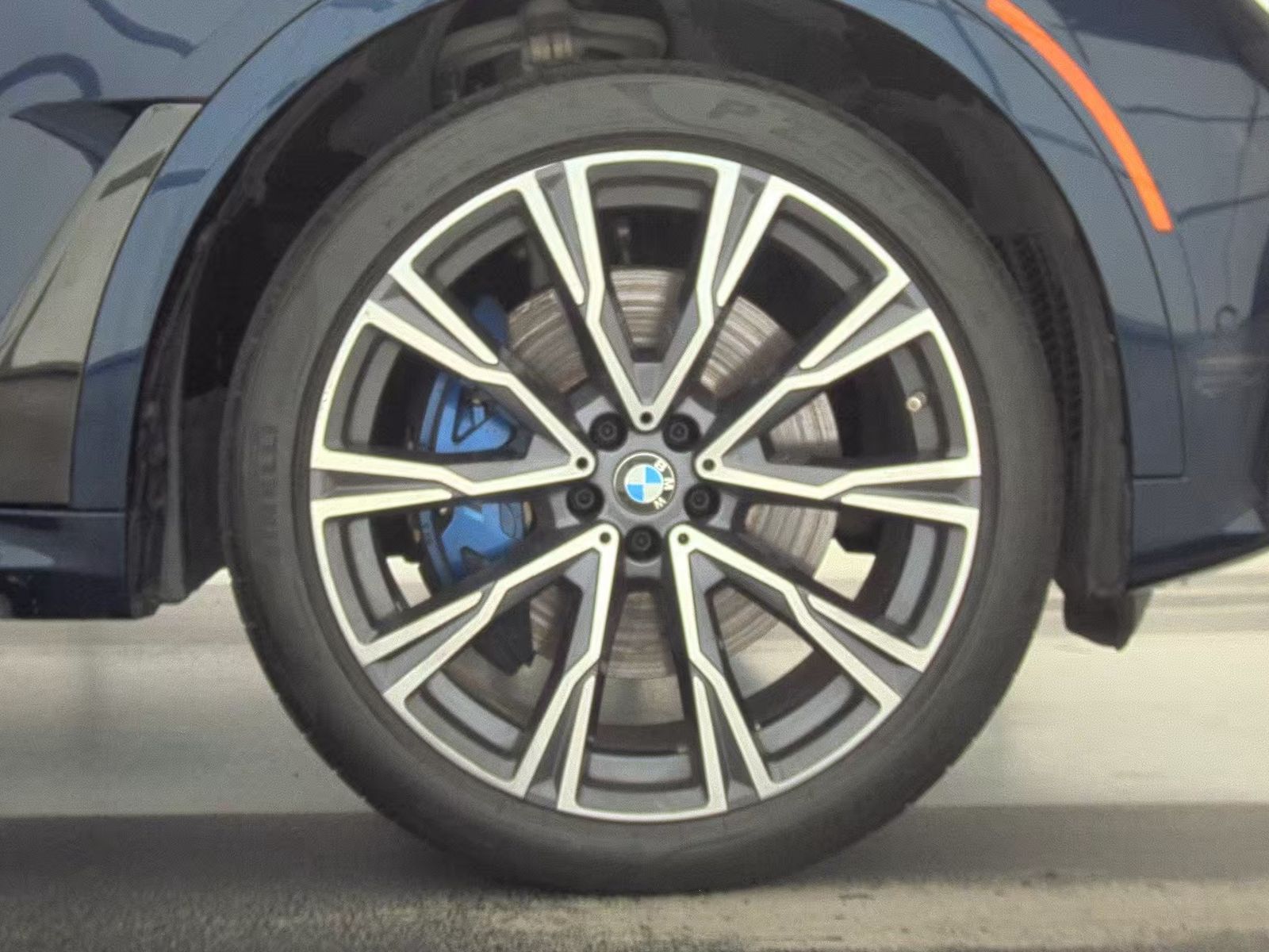 2020 BMW X7 M50i AWD